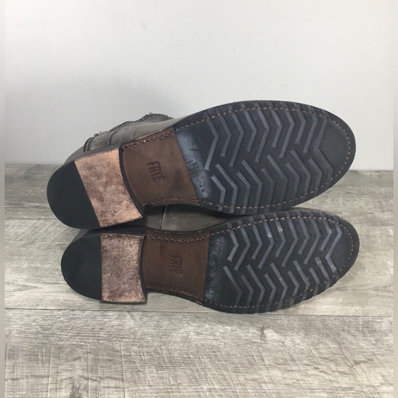 Women’s FRYE 71940 Veronica Moto Buckle Riding Leather Pull On Bootie Boots 8 - Picture 8 of 13